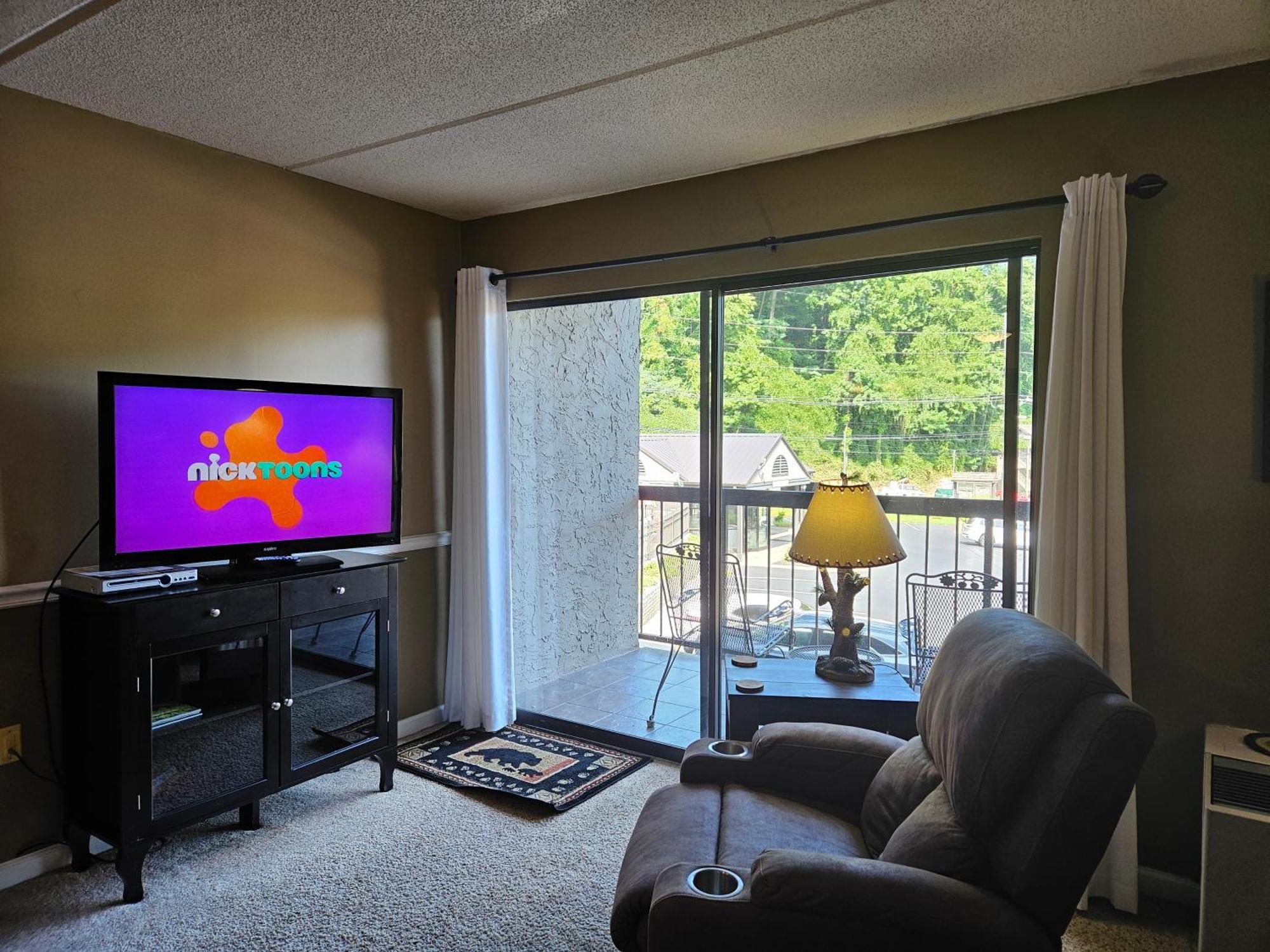 Condo 202 Olde Gatlinburg Place Exterior photo