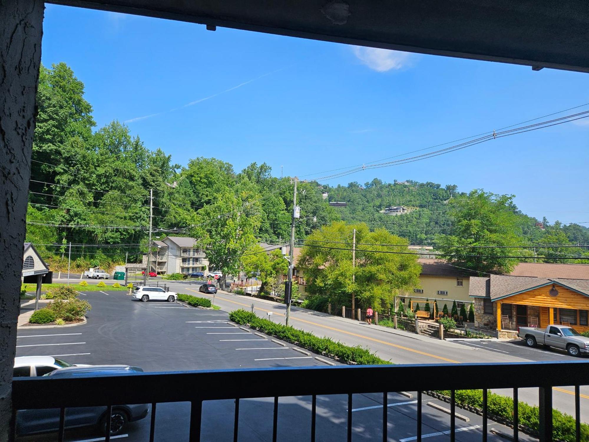 Condo 202 Olde Gatlinburg Place Exterior photo